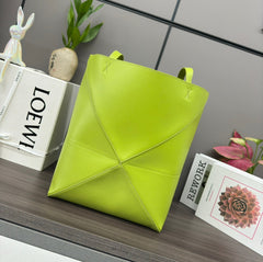 LOE 31 FUZZLE FOLD IN GREEN CHARTREUSE CALFSKIN