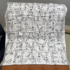 CHANEL 25S SCARF 90 IN SILK 704602