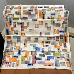 CHANEL 25S SCARF 90 IN SILK 703701