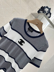 Chanel 25 T-shirt Black White Patchwork Knitted Crewneck