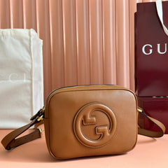 BLONDIE SMALL SHOULDER BAG 21 IN BROWN SMOOTH CALFSKIN