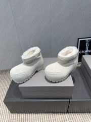 BALENCIAGA 25S LOW ANKLE BOOTS PLATFORM HEEL IN WHITE SUEDE STYLE 1