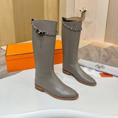 HM 25S KNEE-HIGH FLAT BOOTS IN GREY LAMBSKIN WITH SILVER HARDWARE