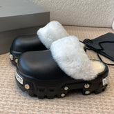 PLATFORM MULES IN BLACK RUBBER MIX RABBIT FUR SILVER HARDWARE