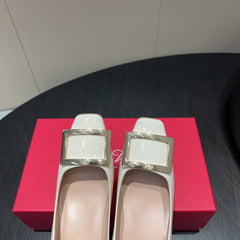 ROGER VIVIER 25S BELLE VIVIER PUMPS 45MM IN IVORY CALFSKIN GOLD BUCKLE