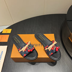 LV SLIDE SANDALS 25S IN BLACK DENIM AND CALFSKIN WITH CHERRY BLOSSOM BUCKLE