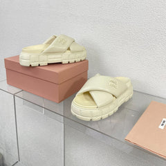 Cross Thick-Soled Light Cream Slippers