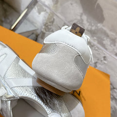 SNEAKERINA TRAINERS IN SILVER-TONE CALFSKIN AND SUEDE