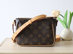 LV 25S SHOULDER BAG 19 IN BROWN MONOGRAM CALFSKIN GOLD HARDWRE