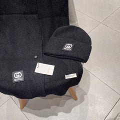 SET SCARF AND HAT IN BLACK CASHMERE AND RABBIT FUR 397374