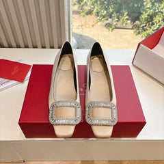 BELLE VIVIER BALLERINAS IN BEIGE SILK