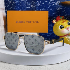 SIGNATURE SQUARE SUNGLASSES 567473 IN GOLD METAL MONOGRAM ON LENSES