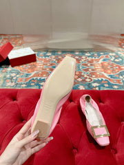 BELLE VIVIER BALLERINAS IN PINK SHINY LAMBSKIN GOLD PATENT SQUARE BUCKLE