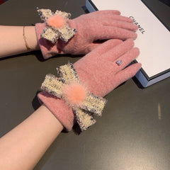GLOVES IN FLAMINGO PINK WOOL 420537