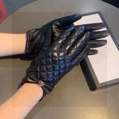 TOUCHSCREEN GLOVES WITH BOW IN BLACK LAMBSKIN 467968