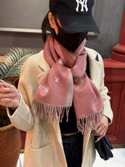 LV SCARF 180 CM IN CASHMERE 730572