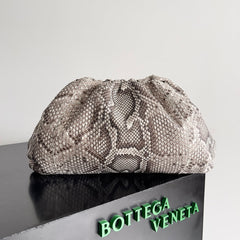 POUCH CLUTCH 38 IN SNAKE PATTERN CALFSKIN