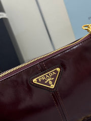 PRADA 25S RE-EDITION 2002 MEDIUM SHOULDER BAG 26 IN BURGUNDY CALFSKIN GOLD HARDWRE