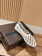 ALAIA MESH BALLET FLATS 25S IN WHITE LAMBSKIN