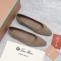 CLASSIC BALLET SHOES IN HEAVY BROWN SUEDUE