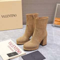 VALENTINO 25S ANKLE BOOTS WITH ZIPPER 90 MM IN LIGHT BROWN SUEDE