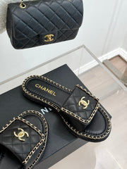 FLAT CHAIN HEART SLIPPER IN BLACK LAMBSKIN