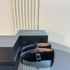 ALAIA BALLET FLATS IN BLACK VELVET