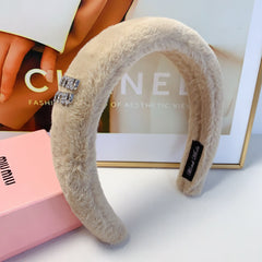 HEAD BAND IN BEIGE RABBIT FUR