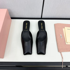 SQUARE TOE MULES BLACK SHEEPSKIN