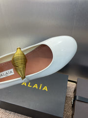 ALAIA BALLET SHOES 25S IN WHITE PATENT LEATHER WITH GOLD HARDWARE