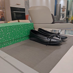 RHINESTONE BALLET FLATS WITH BOW IN BLACK WAX-OIL SHEEPSKIN