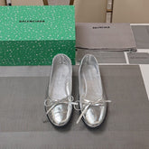 RHINESTONE BALLET FLATS WITH BOW IN SILVER WAX-OIL SHEEPSKIN