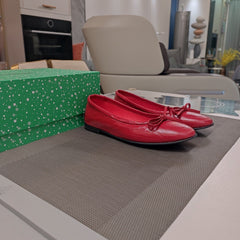 RHINESTONE BALLET FLATS WITH BOW IN RED WAX-OIL SHEEPSKIN