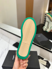 MID-TOP SNEAKERS IN WHITE PERFORATED LAMBSKIN AND GRAY SUEDE