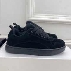 HUNTINGTON LOW LACE-UP SNEAKER IN BLACK SUEDE AND MESH
