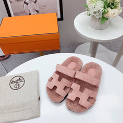 Chypre Sandal Pink shearling insole Pink Velvet leather lining