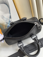 KEEPALL XS 21CM BLACK MONOGRAM SEAL