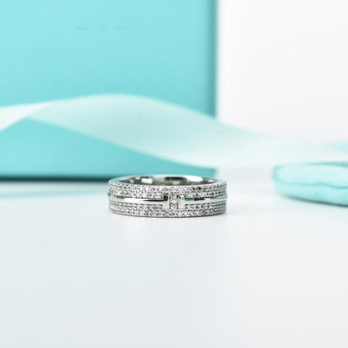 T WIRE DIAMOND RING