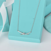KNOT NECKLACE