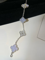 CLOVER 5 MOTIFS SILVER CHALCEDONY DIAMOND BRACELET