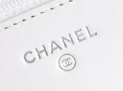 CC WOC 19 WHITE LAMBSKIN SILVER HARDWARE