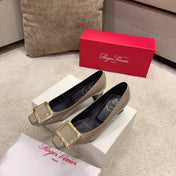 BELLE VIVIER PUMPS IN BEIGE GLOSSY CALFSKIN GOLD BUCKLE