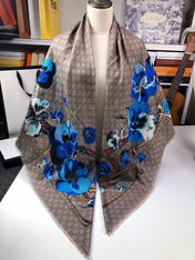 GUCCI 25S SCARF 140 IN CASHMERE 740371