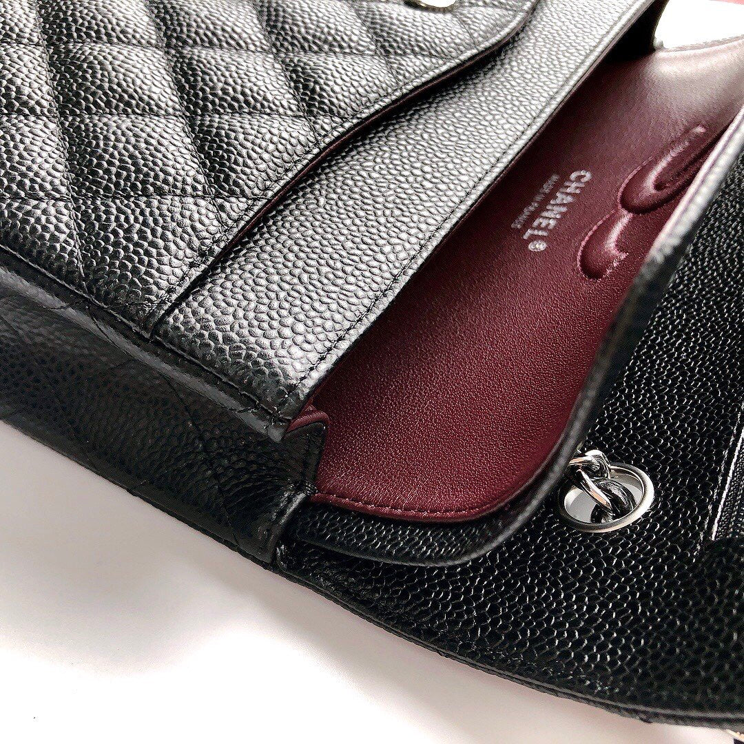 FLAP BAG 25 IN BLACK CAVIAR LEATHER SILVER HARDWARE