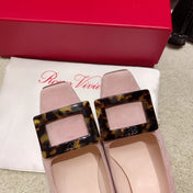 BELLE VIVIER PUMPS IN PINK SUEDE TORTOISESHELL BUCKLE