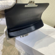 CHAIN EMBOSSED ARMPIT BAG 20 IN BLACK CALFSKIN SILVER HARDWARE