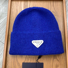 BEANIIE HAT IN AZURE BLUE WOOL 335033