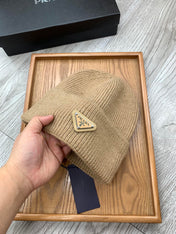 BEANIIE HAT IN CAMEL BROWN WOOL 335038