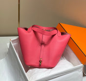 picotin lock 22 hot pink togo ghw