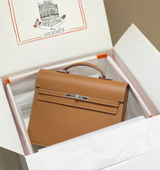 KELLY DEPECHES 34 BRIEFCASE IN GOLD TOGO CALFSKIN SILVER HARDWARE